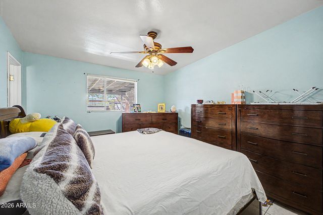 3201 W BETHANY HOME Road, Phoenix, AZ 85017