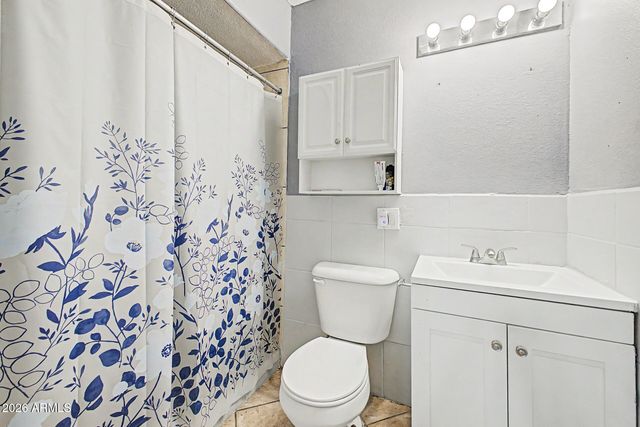 3201 W BETHANY HOME Road, Phoenix, AZ 85017