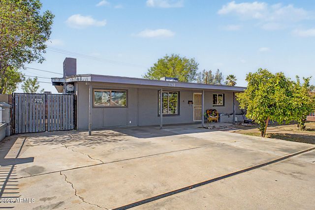 3201 W BETHANY HOME Road, Phoenix, AZ 85017