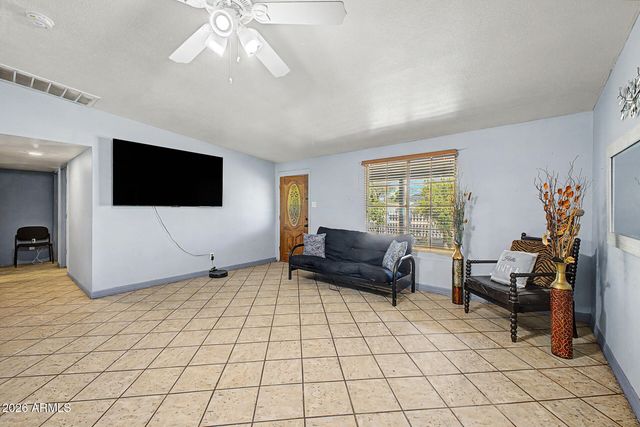 3201 W BETHANY HOME Road, Phoenix, AZ 85017