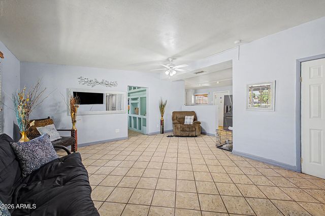 3201 W BETHANY HOME Road, Phoenix, AZ 85017