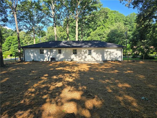 3325 Commodore Drive, Powder Springs, GA 30127