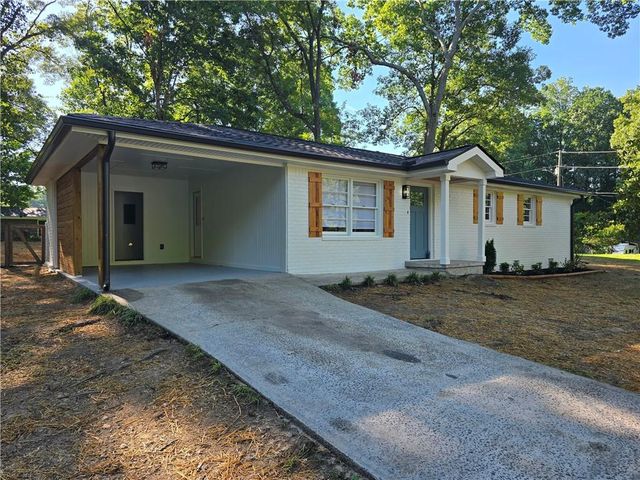 3325 Commodore Drive, Powder Springs, GA 30127