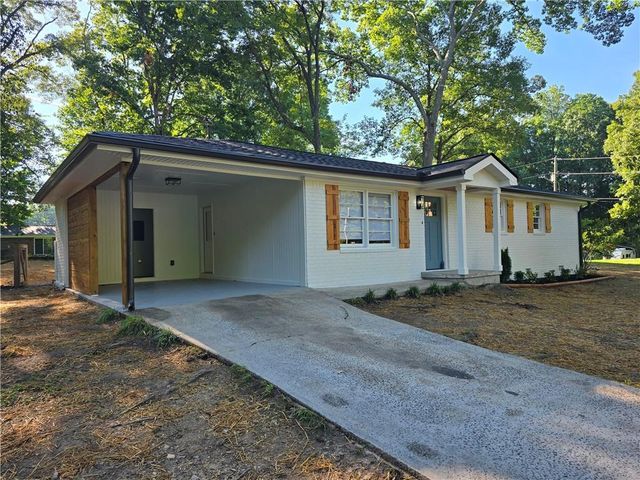 3325 Commodore Drive, Powder Springs, GA 30127
