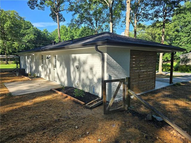 3325 Commodore Drive, Powder Springs, GA 30127