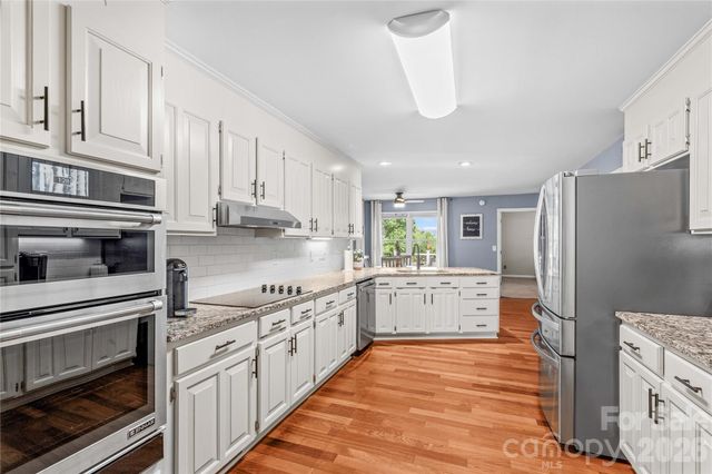 110 Dobbs Drive, Statesville, NC 28625