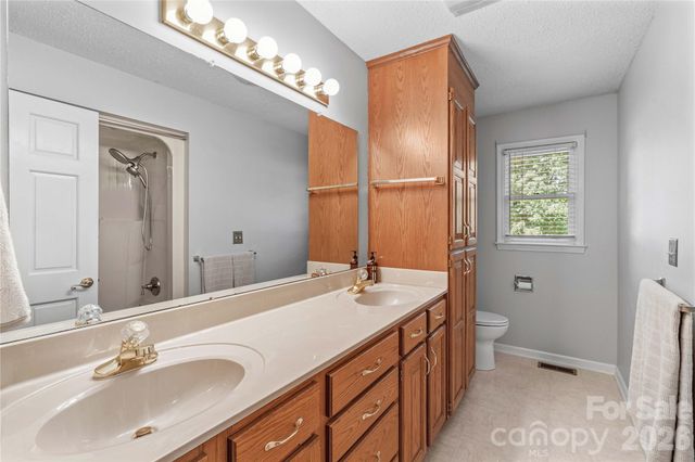 110 Dobbs Drive, Statesville, NC 28625