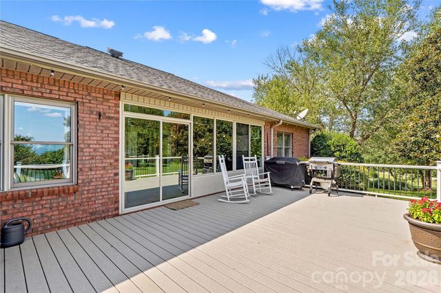 110 Dobbs Drive, Statesville, NC 28625