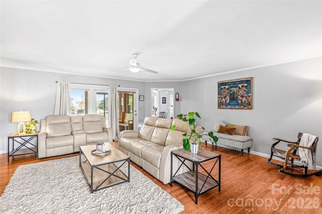 110 Dobbs Drive, Statesville, NC 28625