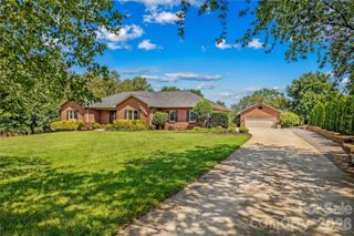 110 Dobbs Drive, Statesville, NC 28625