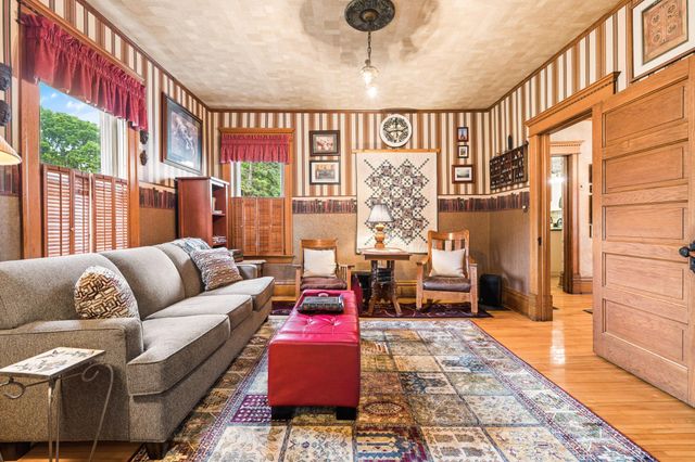 312 7th Avenue S, Princeton, MN 55371