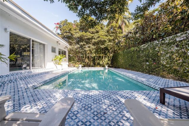 420 NE 87th St, El Portal, FL 33138