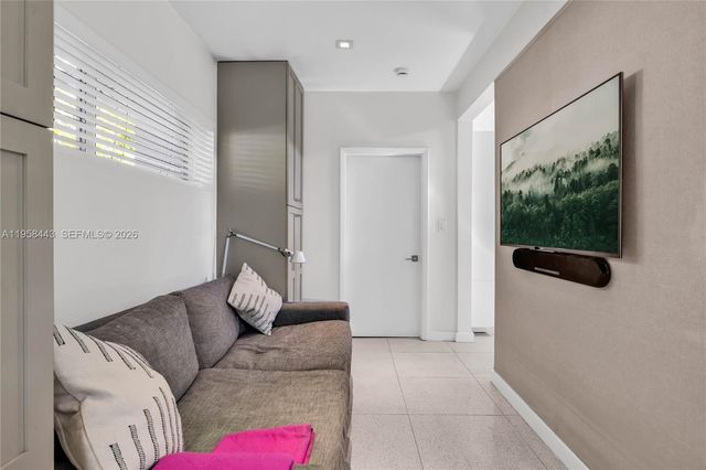 420 NE 87th St, El Portal, FL 33138