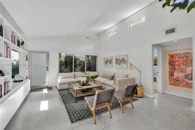 420 NE 87th St, El Portal, FL 33138