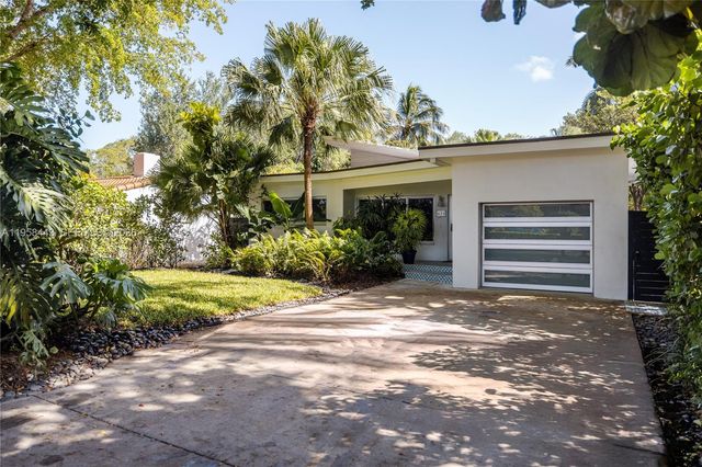 420 NE 87th St, El Portal, FL 33138