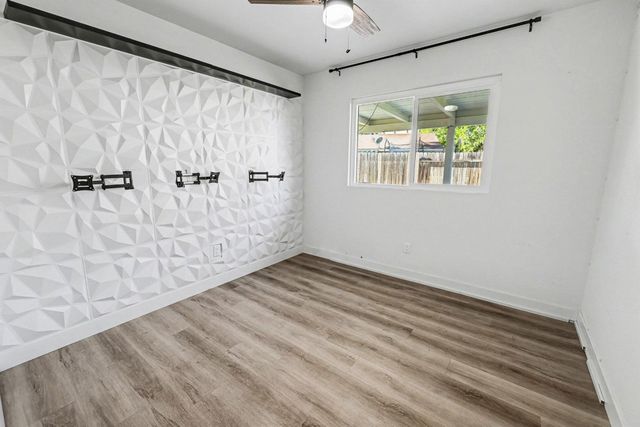 201 Dorothy Court, Escondido, CA 92027