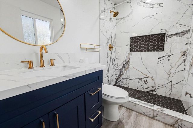 201 Dorothy Court, Escondido, CA 92027