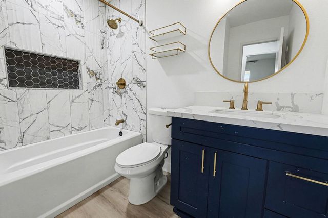 201 Dorothy Court, Escondido, CA 92027