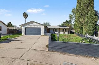 201 Dorothy Court, Escondido, CA 92027