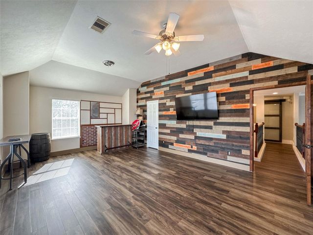 12805 Flat Creek Drive, Pearland, TX 77584