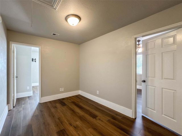 12805 Flat Creek Drive, Pearland, TX 77584