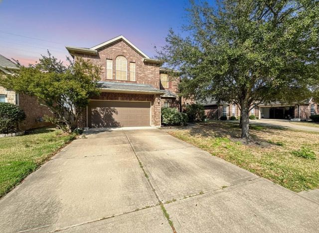 12805 Flat Creek Drive, Pearland, TX 77584