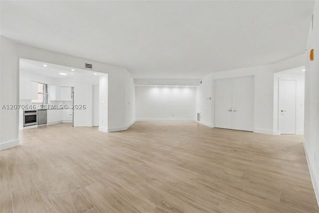 731 Crandon Blvd 208, Key Biscayne, FL 33149