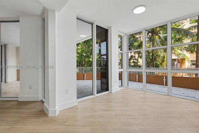 731 Crandon Blvd 208, Key Biscayne, FL 33149