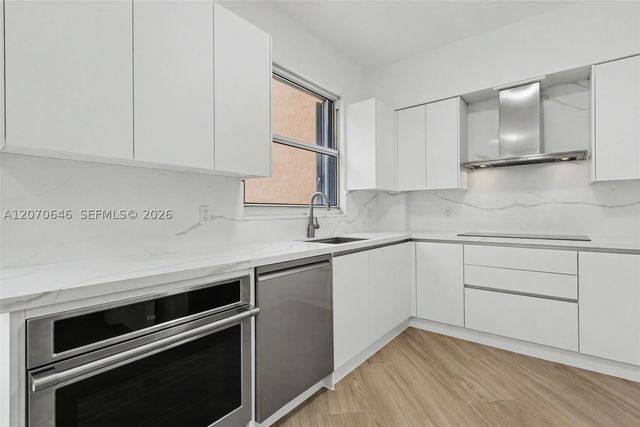 731 Crandon Blvd 208, Key Biscayne, FL 33149