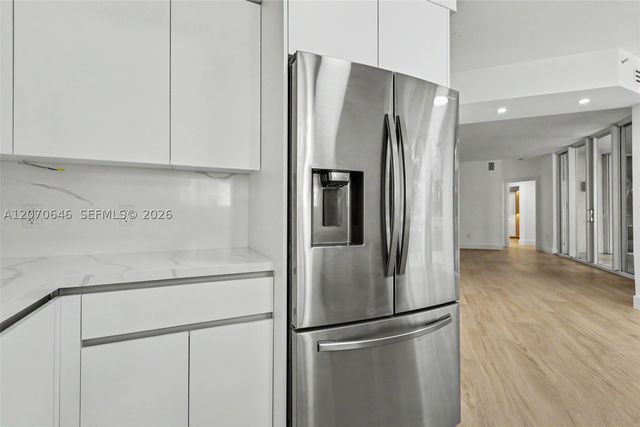 731 Crandon Blvd 208, Key Biscayne, FL 33149
