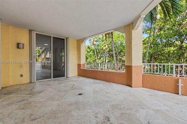 731 Crandon Blvd 208, Key Biscayne, FL 33149