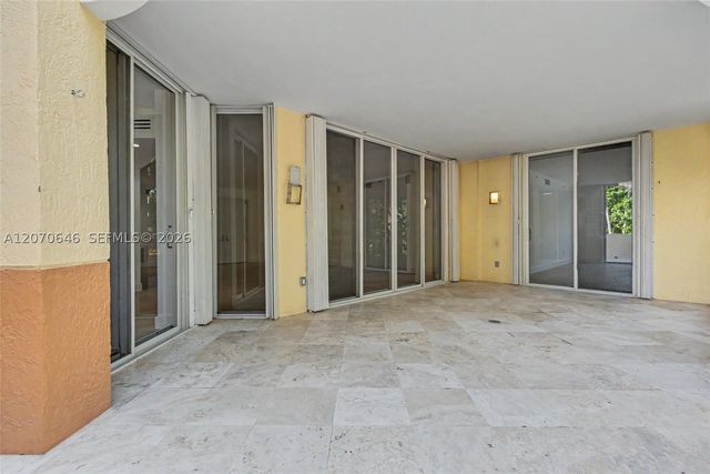 731 Crandon Blvd 208, Key Biscayne, FL 33149