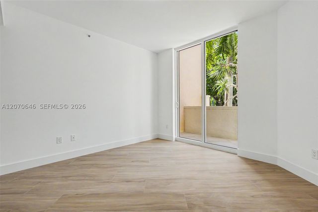 731 Crandon Blvd 208, Key Biscayne, FL 33149