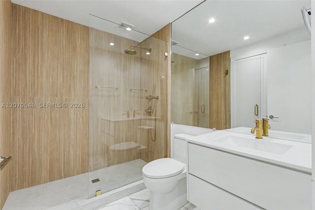731 Crandon Blvd 208, Key Biscayne, FL 33149