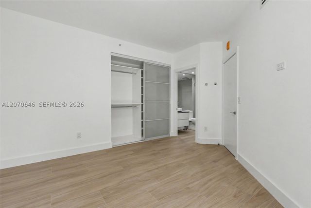 731 Crandon Blvd 208, Key Biscayne, FL 33149