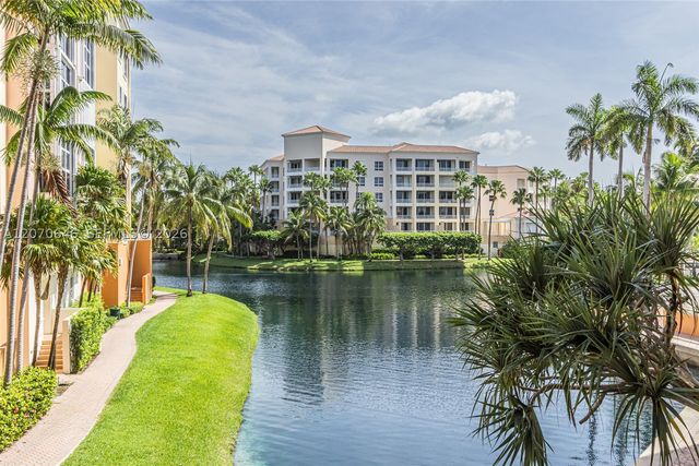 731 Crandon Blvd 208, Key Biscayne, FL 33149