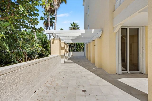 731 Crandon Blvd 208, Key Biscayne, FL 33149