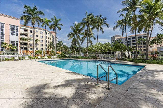 731 Crandon Blvd 208, Key Biscayne, FL 33149