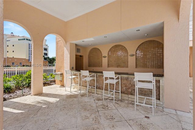 731 Crandon Blvd 208, Key Biscayne, FL 33149