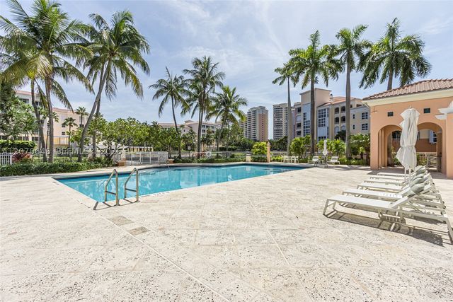 731 Crandon Blvd 208, Key Biscayne, FL 33149