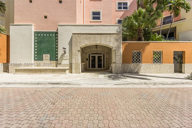731 Crandon Blvd 208, Key Biscayne, FL 33149