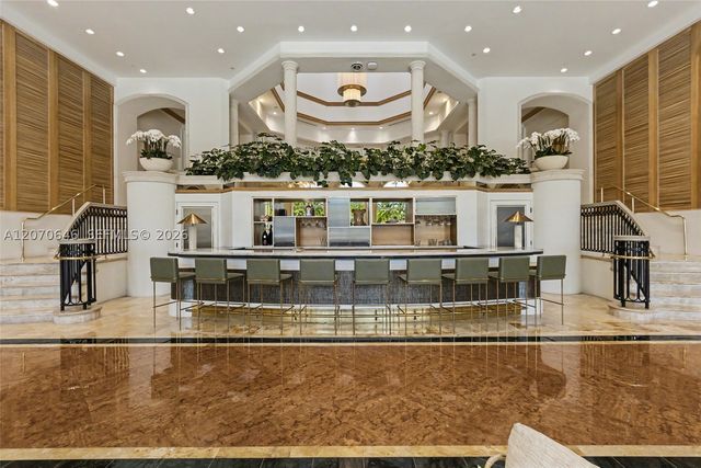 731 Crandon Blvd 208, Key Biscayne, FL 33149