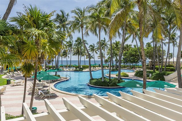 731 Crandon Blvd 208, Key Biscayne, FL 33149