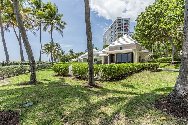 731 Crandon Blvd 208, Key Biscayne, FL 33149