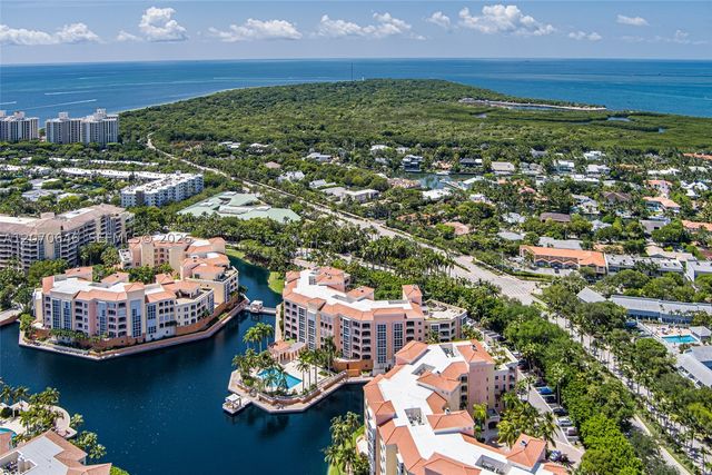 731 Crandon Blvd 208, Key Biscayne, FL 33149