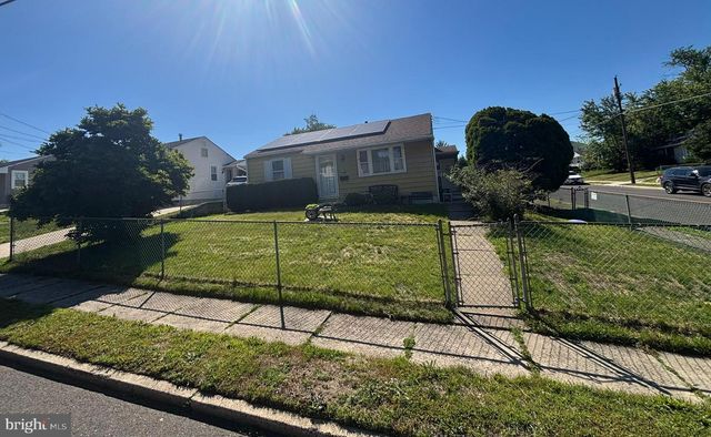 1100 SCOTT AVE, Lindenwold, NJ 08021