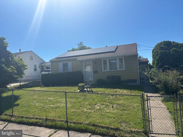1100 SCOTT AVE, Lindenwold, NJ 08021