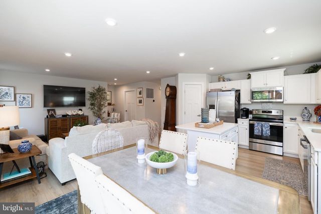 120 GABRIEL CT, Winchester, VA 22602