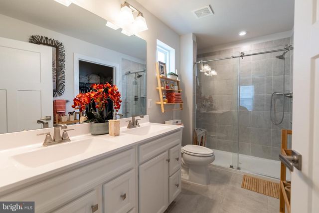 120 GABRIEL CT, Winchester, VA 22602