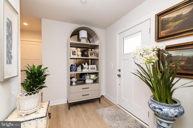 120 GABRIEL CT, Winchester, VA 22602